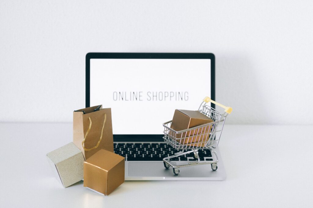 Criação de landing pages conectando anúncio, carregamento, formulário, lead qualificado e venda